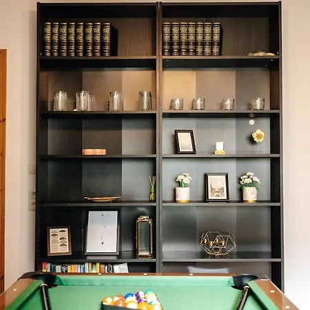 Wagnerstays Badems Historic Villawhirpool Billiard *